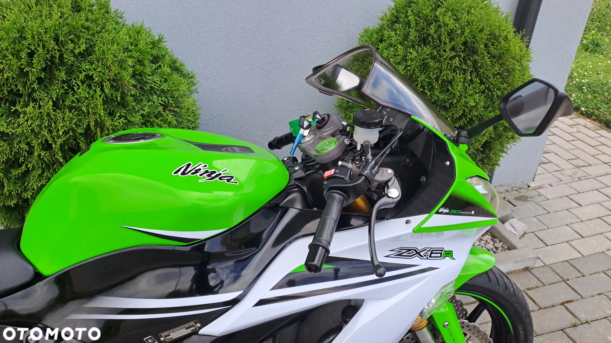 Kawasaki ZX - 16