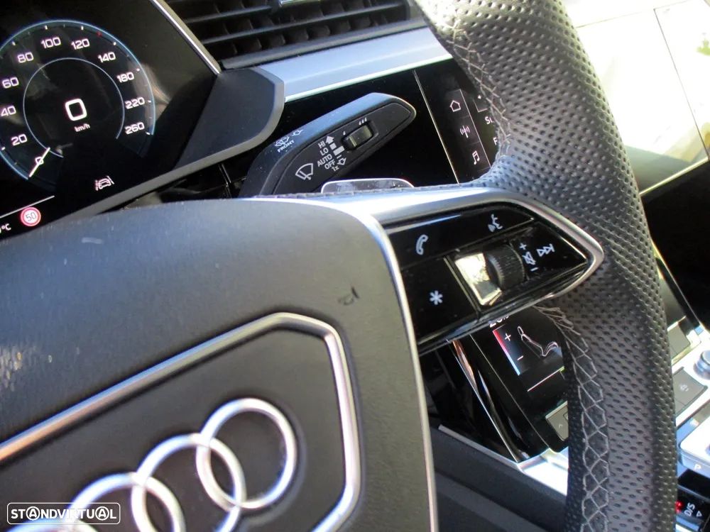 Audi Q8 e-Tron Sportback 50 quattro S line - 10