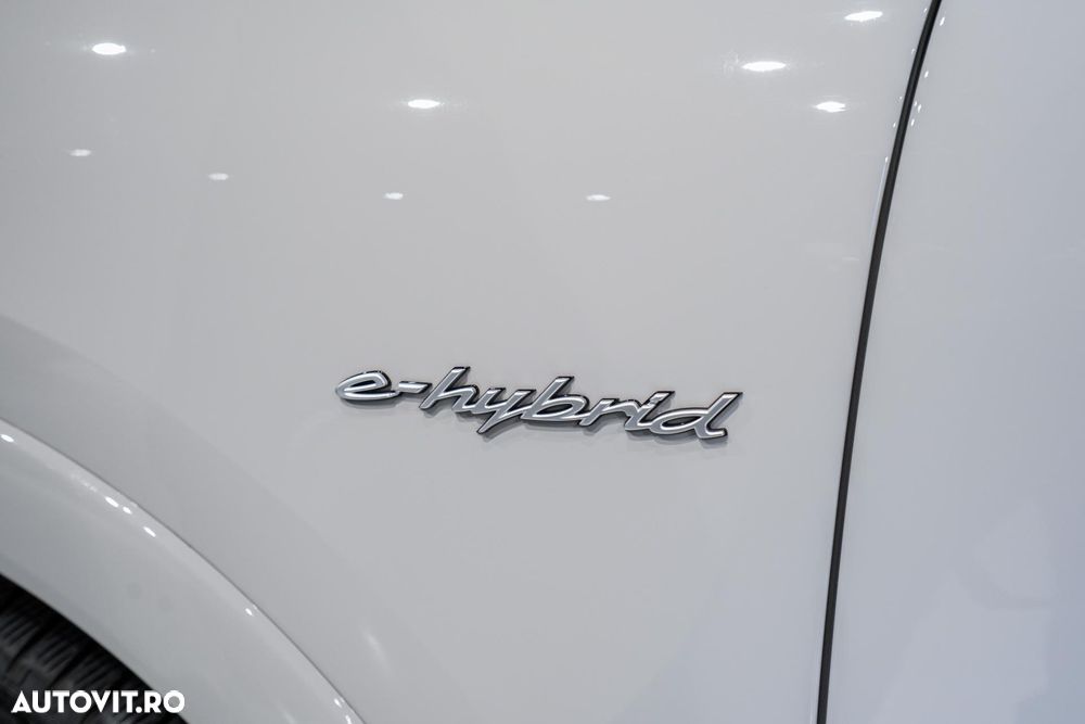 Porsche Cayenne E-Hybrid - 11