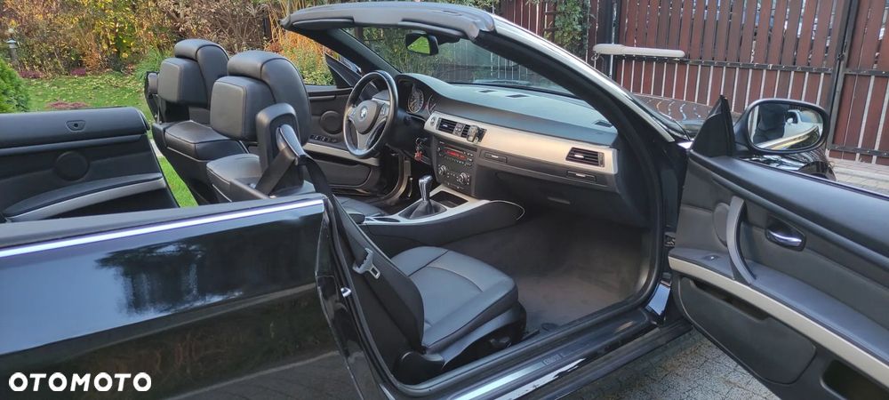 BMW Seria 3 320i - 24