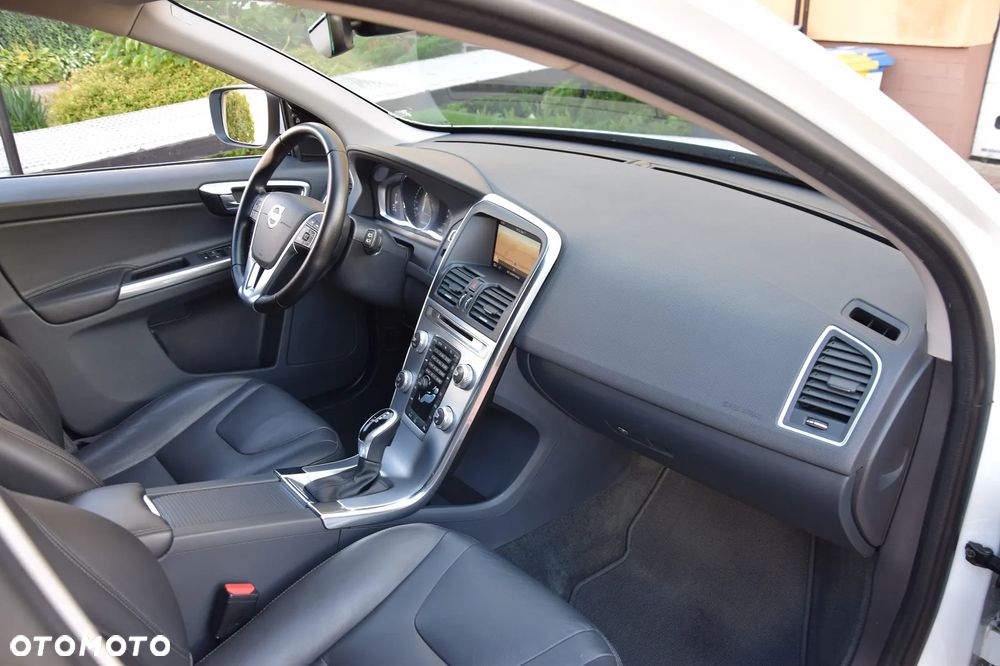Volvo XC 60 - 19