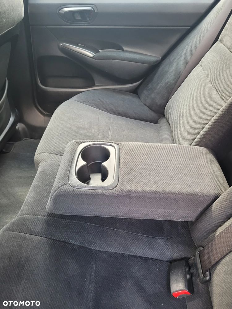 Honda Civic 1.8 Comfort - 10