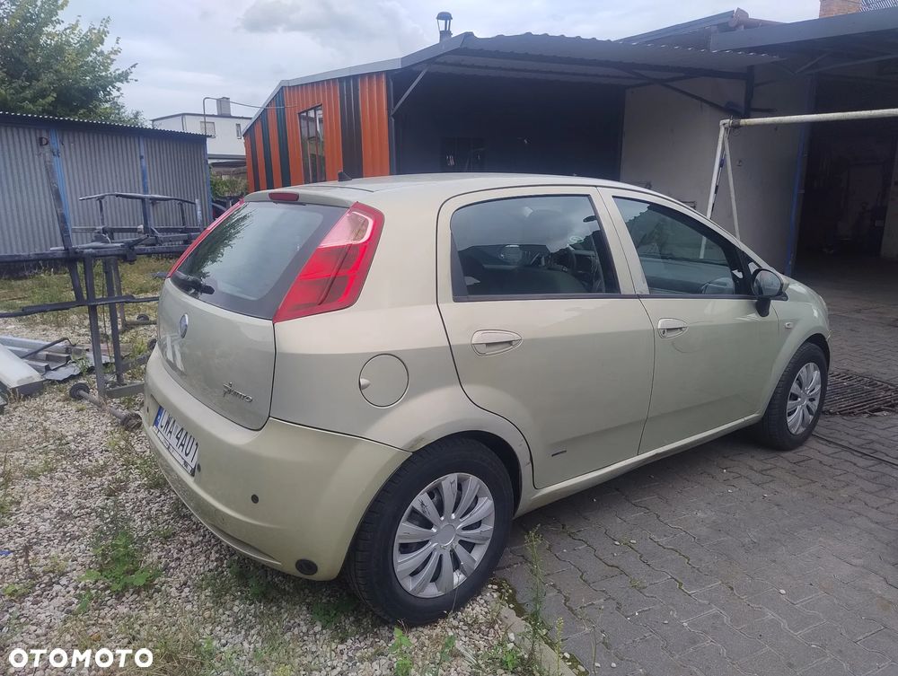 Fiat Punto - 4