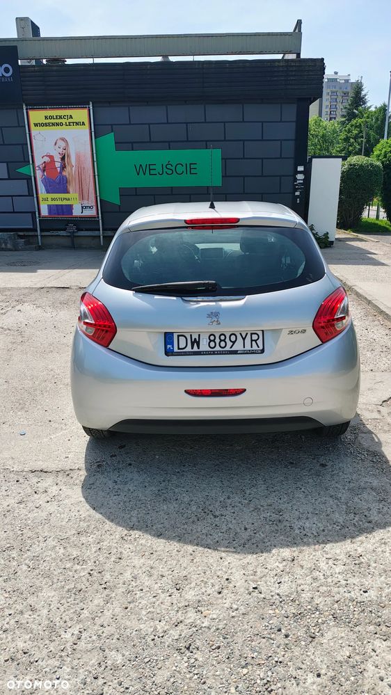 Peugeot 208 1.4 HDi Access - 9
