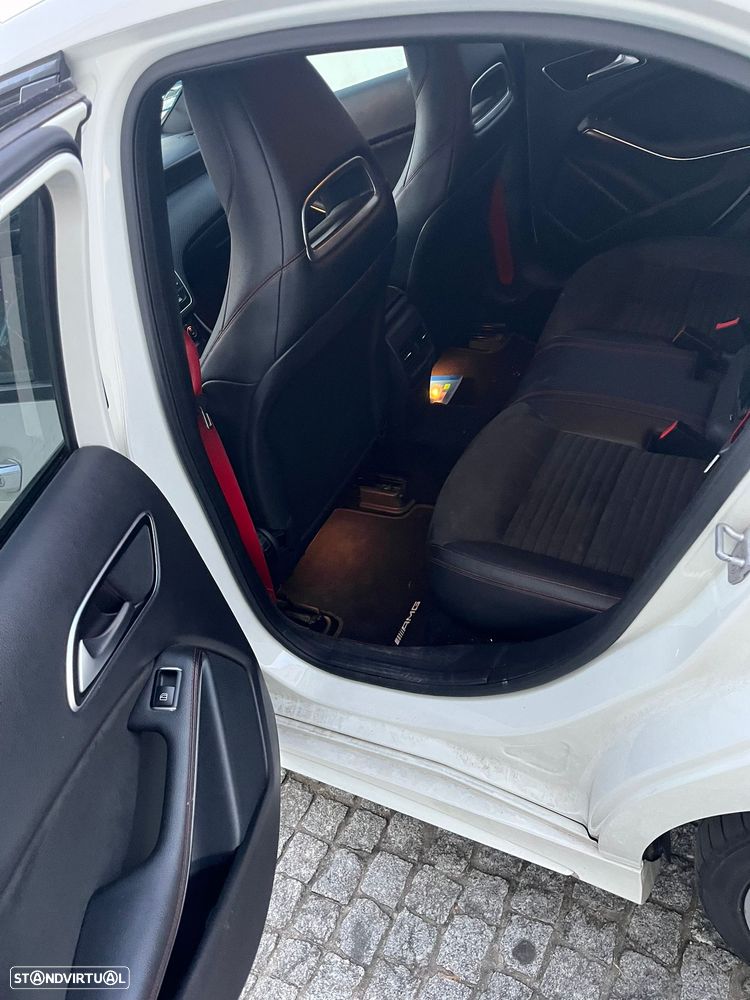 Mercedes-Benz A 200 CDI 4Matic 7G-DCT AMG Line - 5