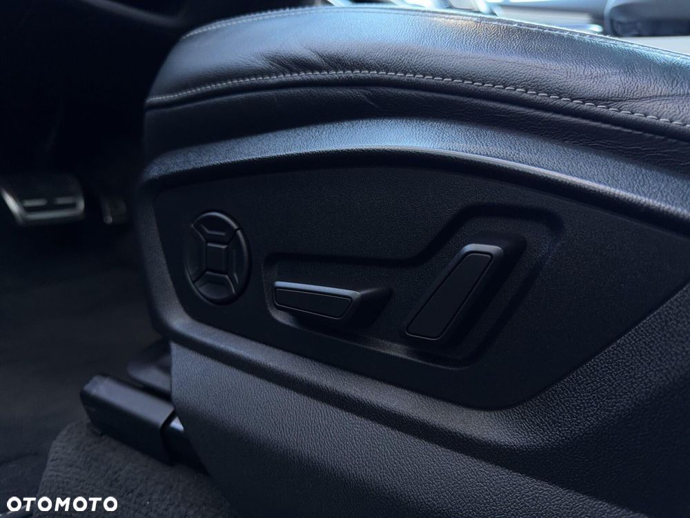 Audi SQ8 - 11