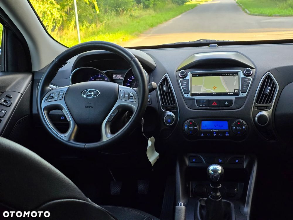 Hyundai ix35 1.7 CRDi 2WD Fifa World Cup Edition - 28