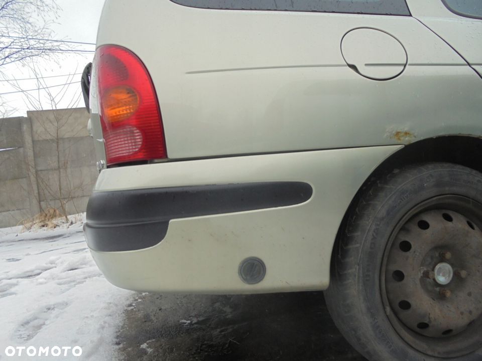 ZDERZAK TYL MEGANE I KOMBI NV931 - 3