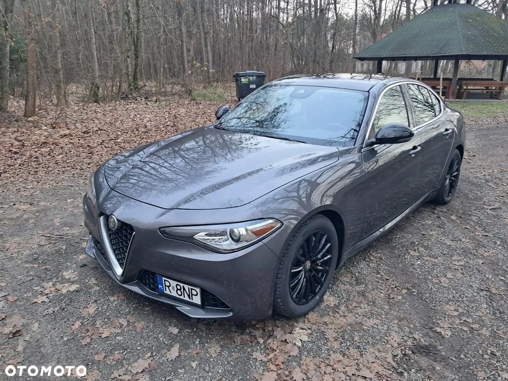 Alfa Romeo Giulia - 4