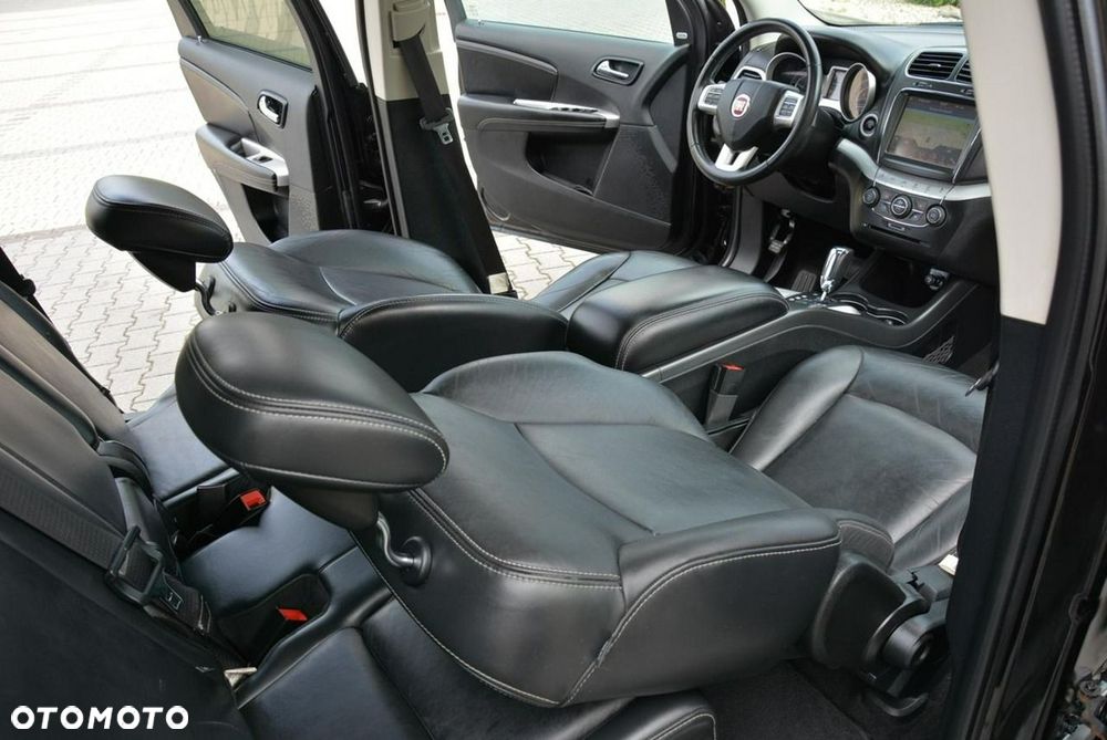 Fiat Freemont 2.0 Multijet Black Code AWD - 15
