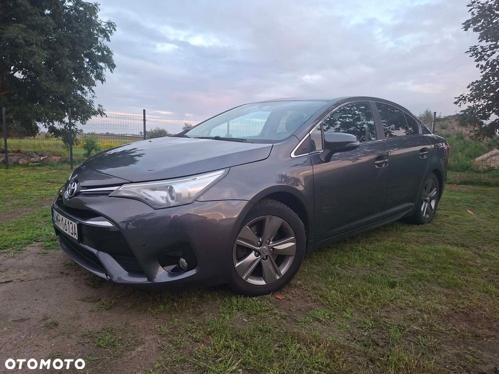 Toyota Avensis 2.0 D-4D Prestige - 2
