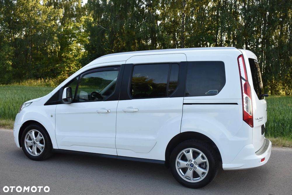 Ford Tourneo Connect - 8