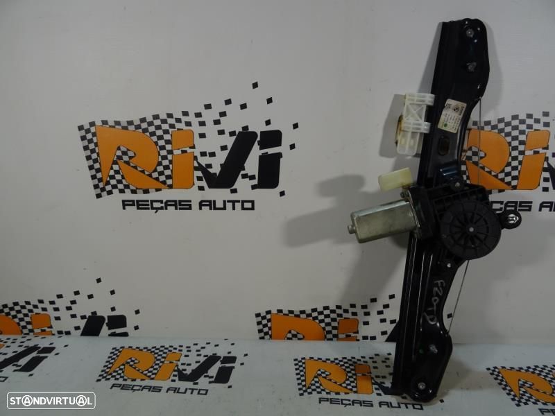 Elevador De Vidro Trás Direito Bmw 1 (F20)  Elevador De Vidro Traseiro - 1