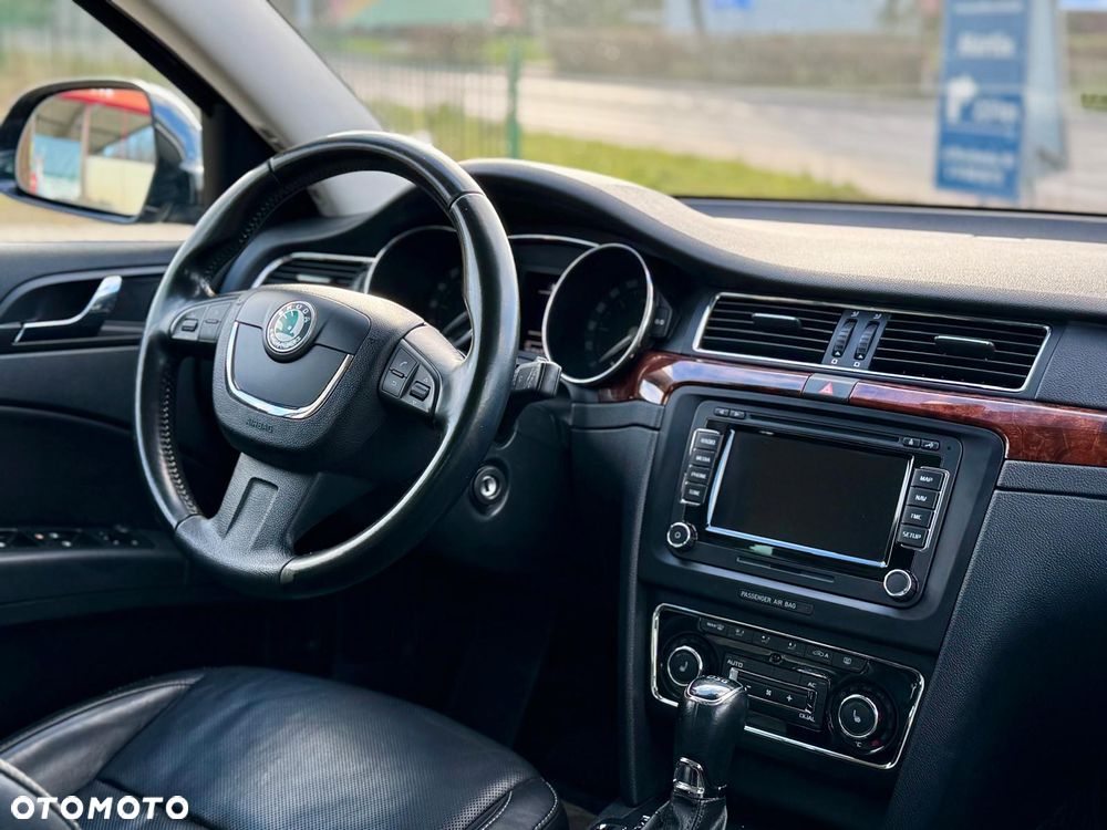 Skoda Superb 2.0 TDI DSG FAMILY - 7
