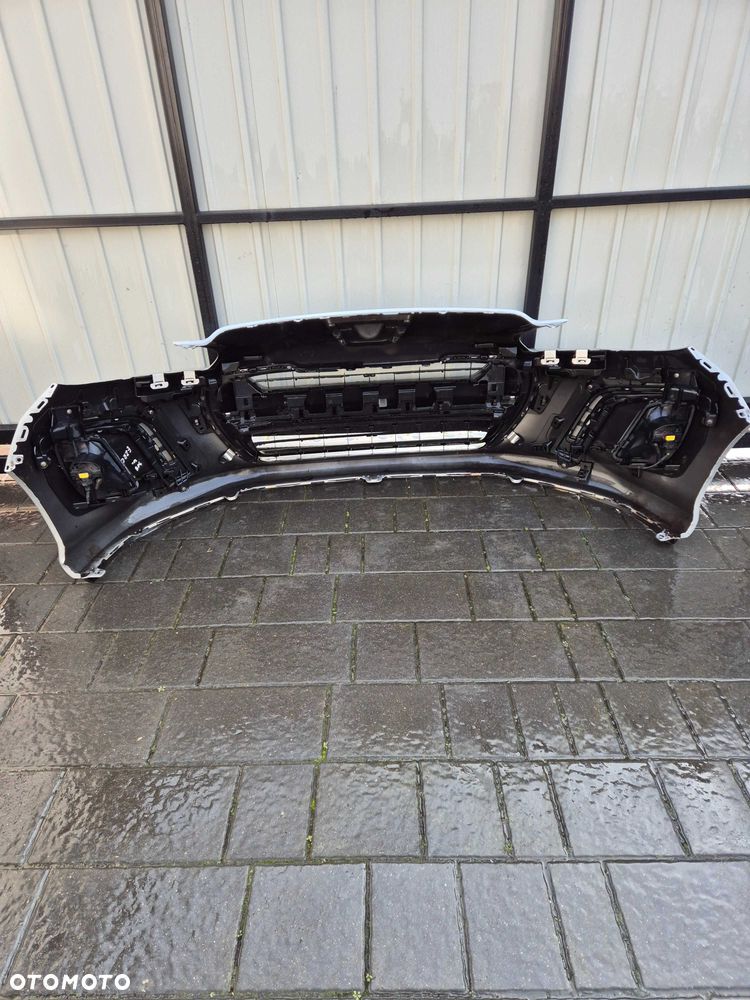 Zderzak przód przedni Peugeot 308 lift rok 11 kod lak EZRC - 5