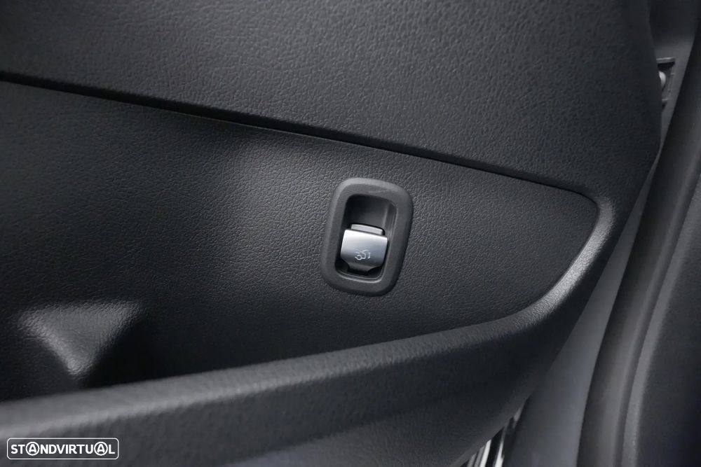 Mercedes-Benz C 300 de Avantgarde - 30