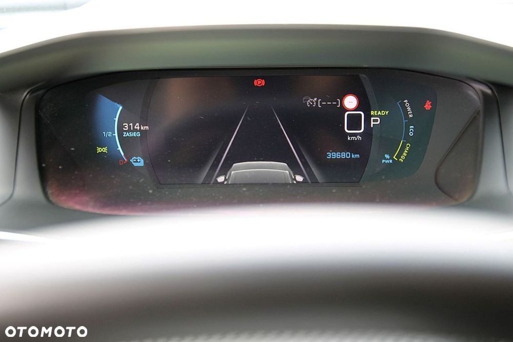 Peugeot 2008 50kWh Allure - 30