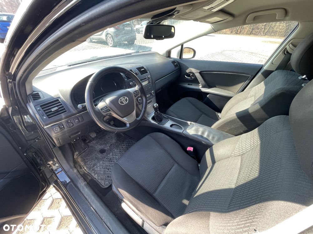 Toyota Avensis 1.8 Sol - 2