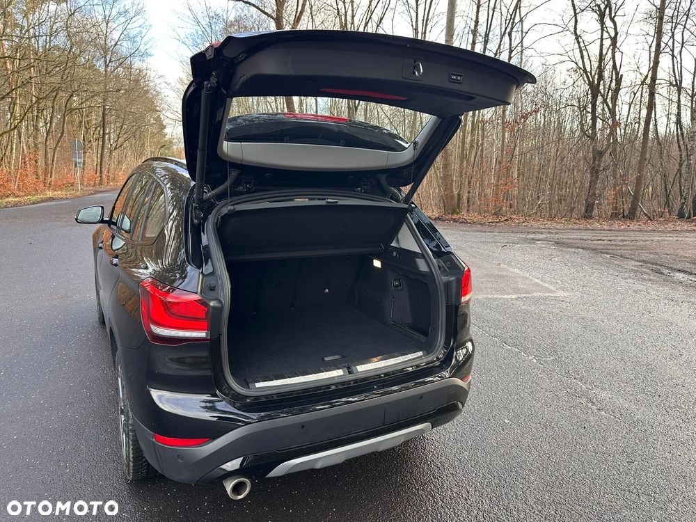 BMW X1 sDrive18i - 8