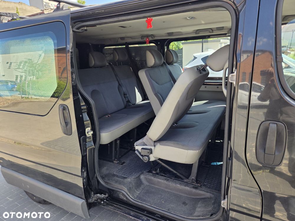 Opel Vivaro L2H1 2.9t - 10