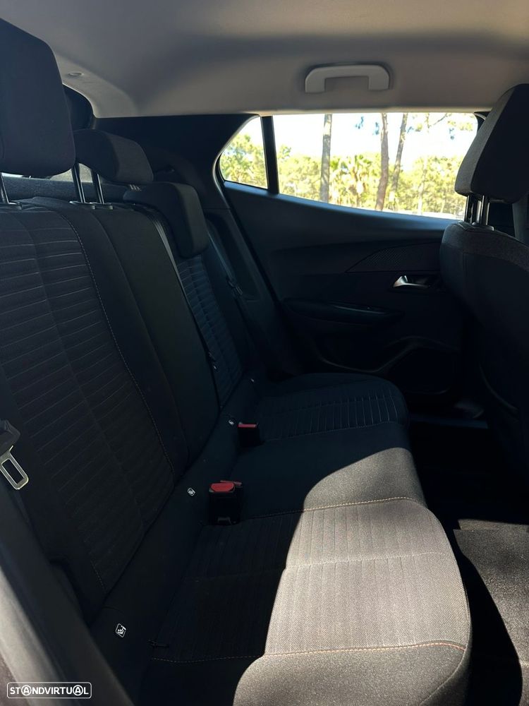 Peugeot 2008 1.2 PureTech Active Pack - 17