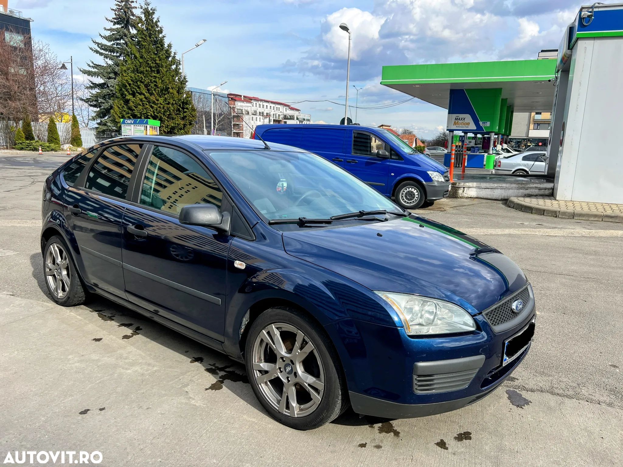 Ford Focus 1.6 Ambiente - 1