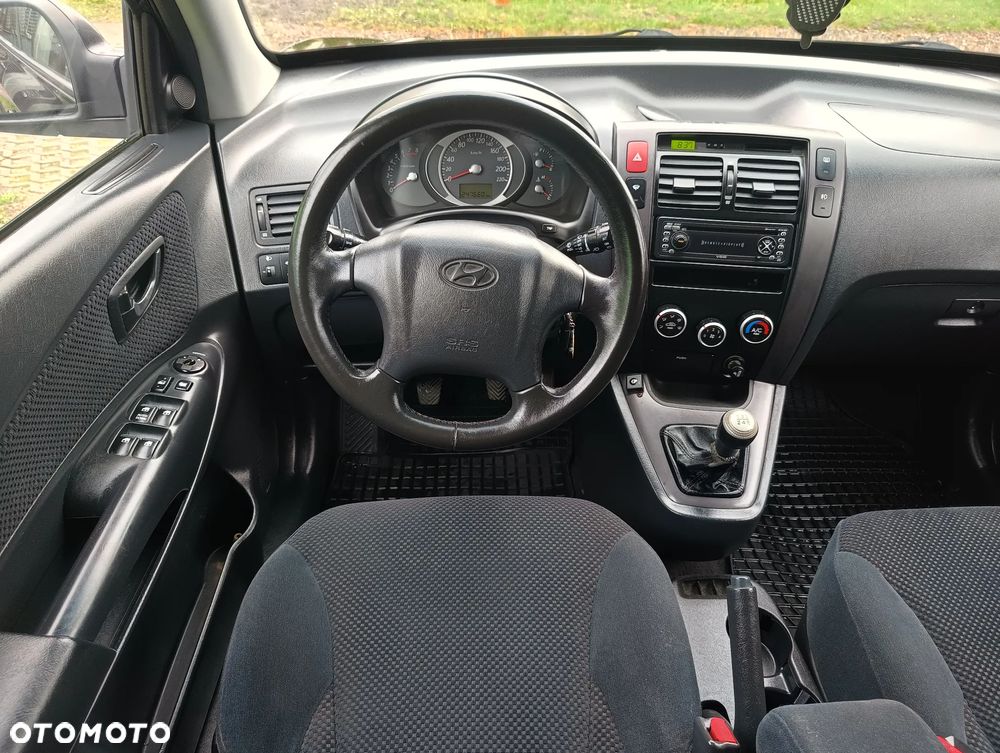 Hyundai Tucson 2.0 4WD GLS - 8