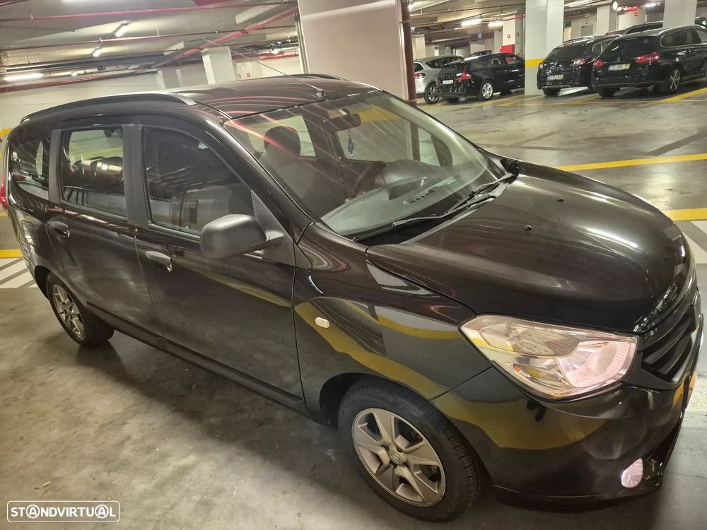 Dacia Lodgy 1.2 TCe Confort 7L - 9