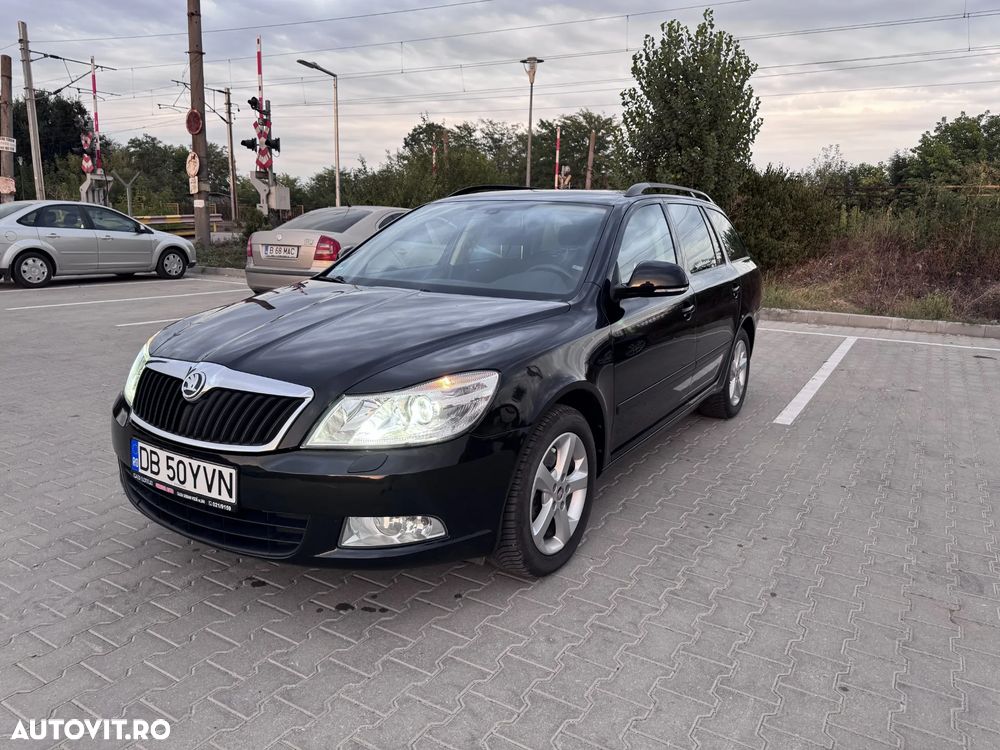 Skoda Octavia 1.8 TSI Business DSG - 2