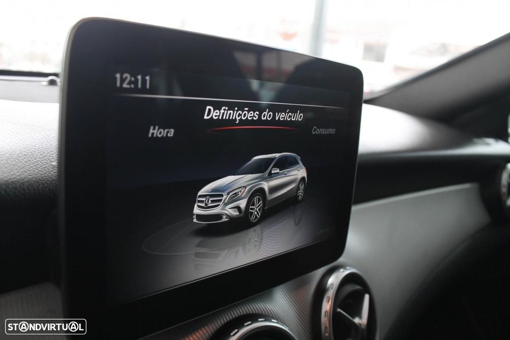 Mercedes-Benz GLA 180 d Urban - 17