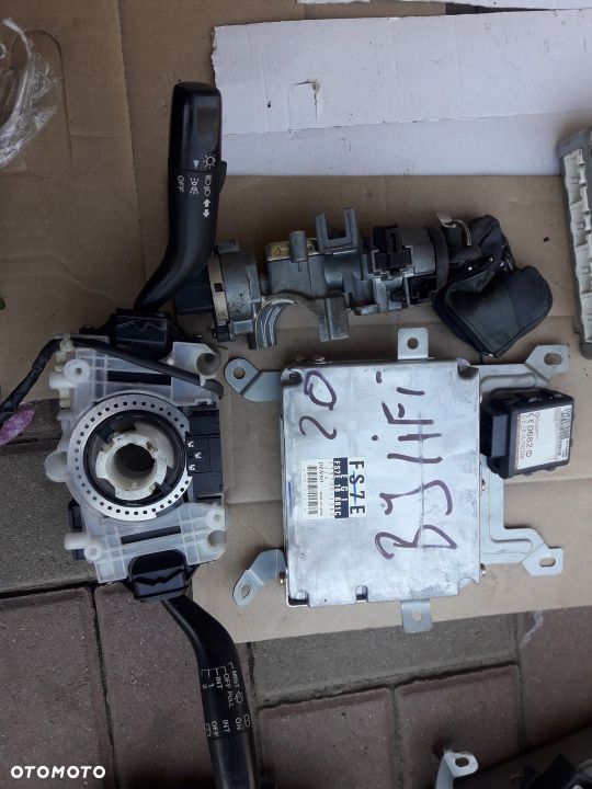 Mazda 323f 00-03 Komputer Sterownik 2.0 16V FS7E - 2