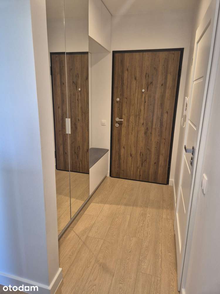 Wynajem 2-pokojowego apartamentowca w bloku 8 Dębów na Tymienieckiego