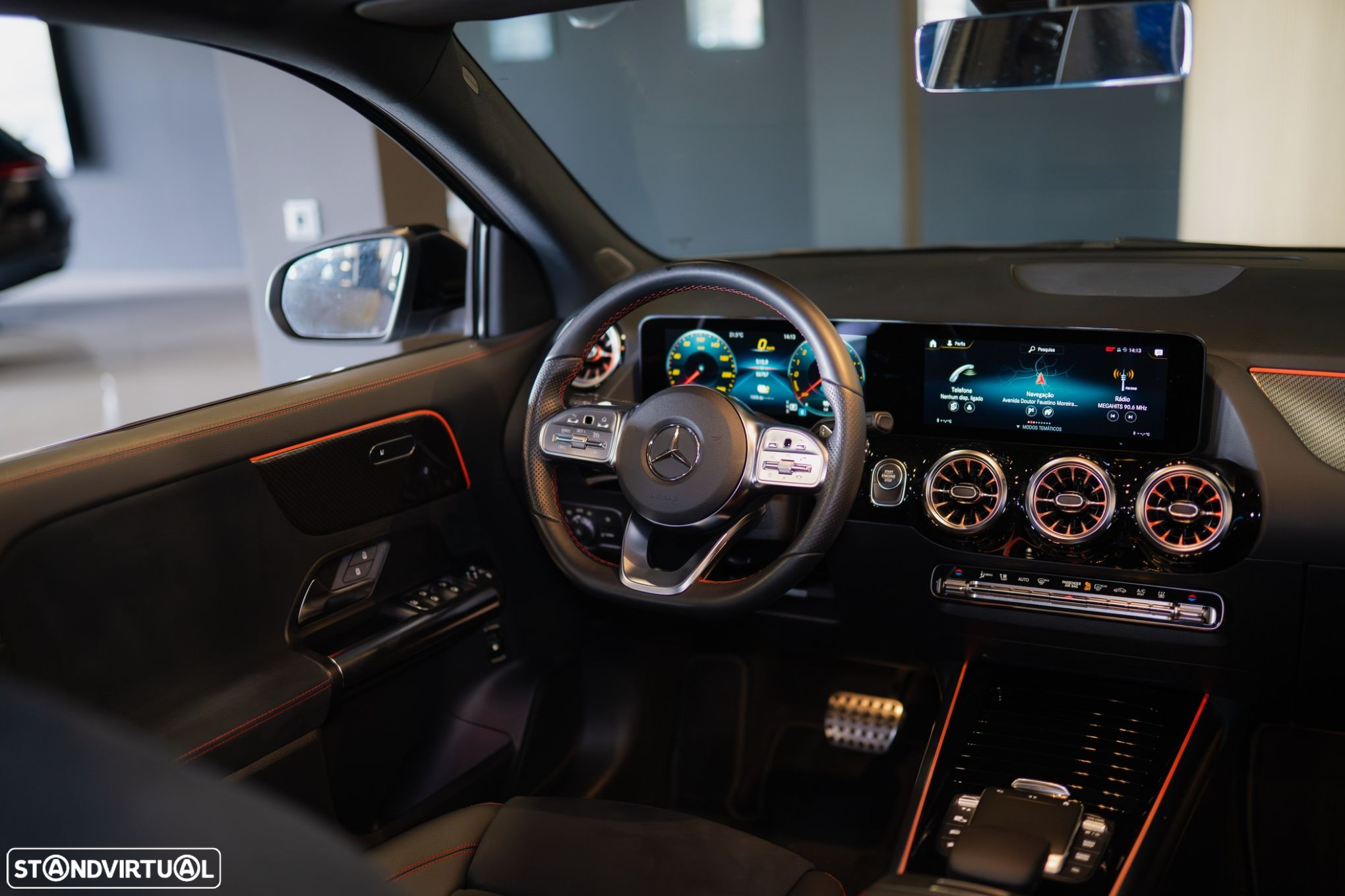 Mercedes-Benz GLA 250 e AMG Line - 28