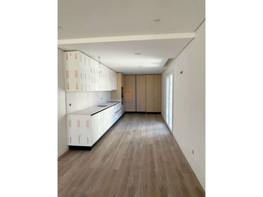 Apartamento T3 com TERRAÇO de 109 m2 e BOX 57 m2 | Ramada, Odivelas - Grande imagem: 3/66