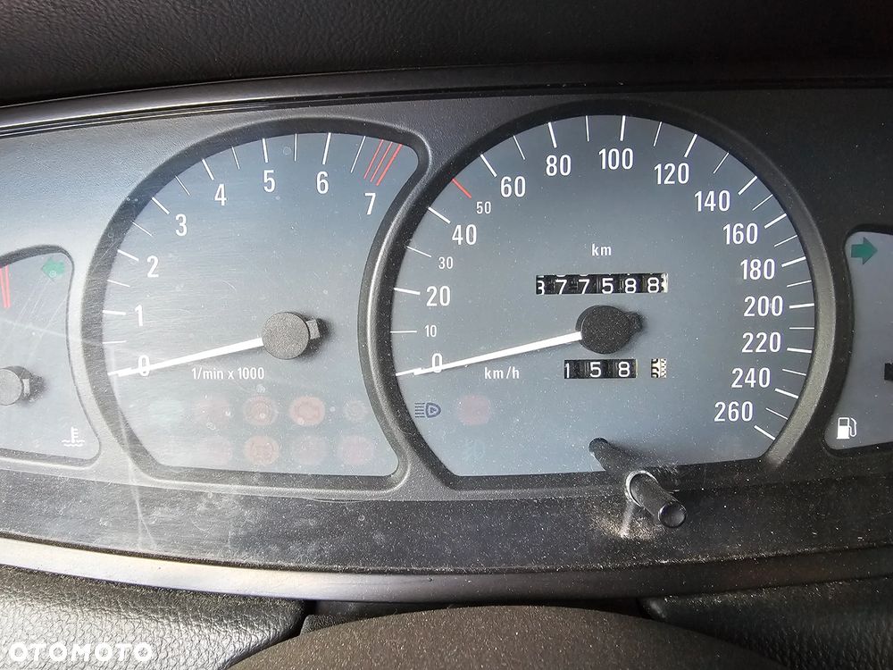 Opel Omega 3.0 Executive - 12