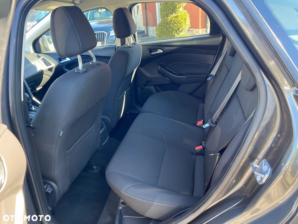 Ford Focus - 8