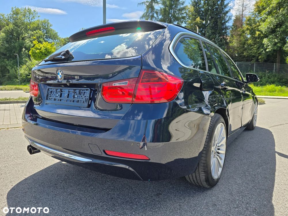 BMW Seria 3 328i Touring Luxury Line - 19