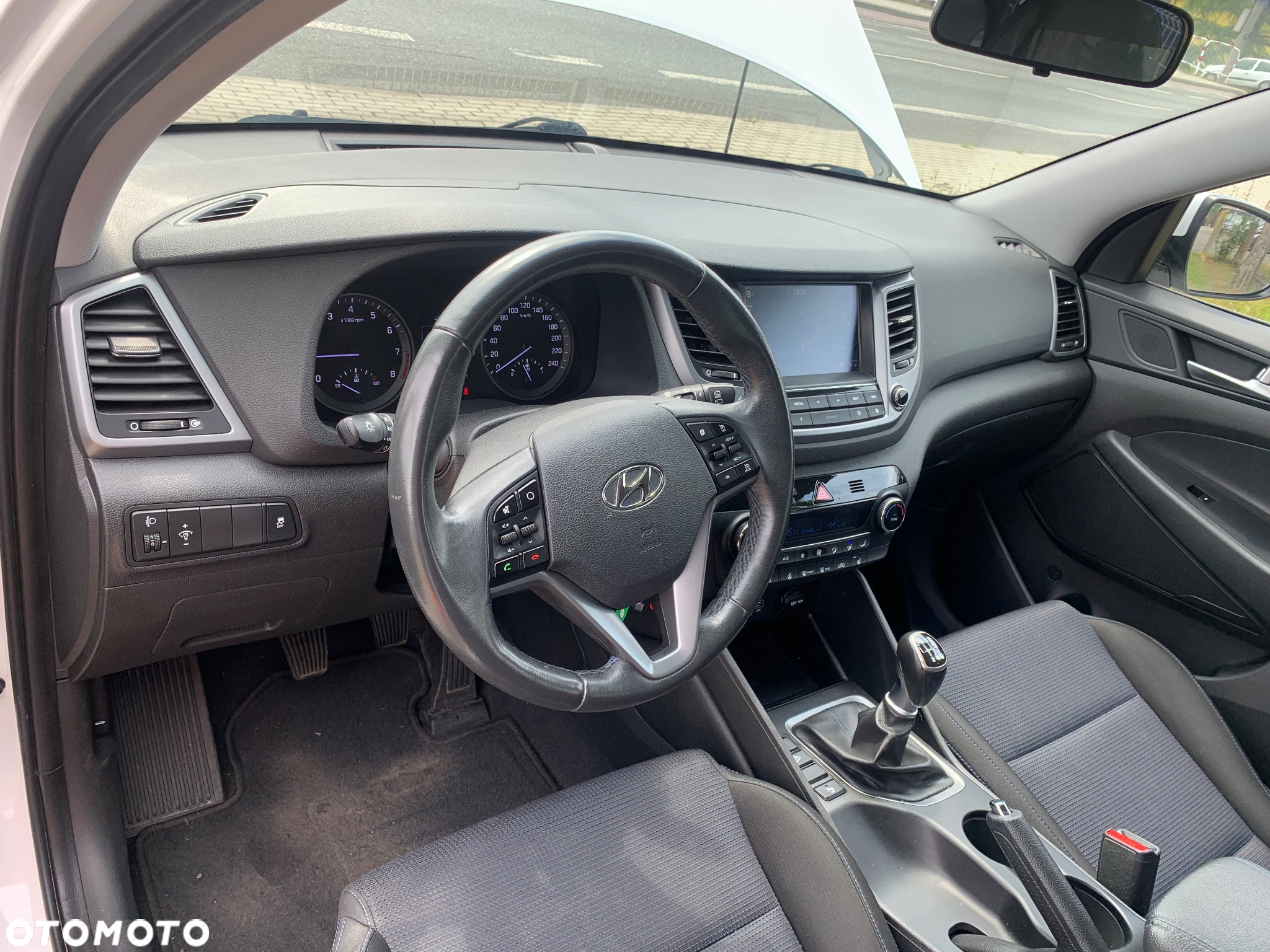 Hyundai Tucson 1.6 T-GDi Comfort 2WD - 13