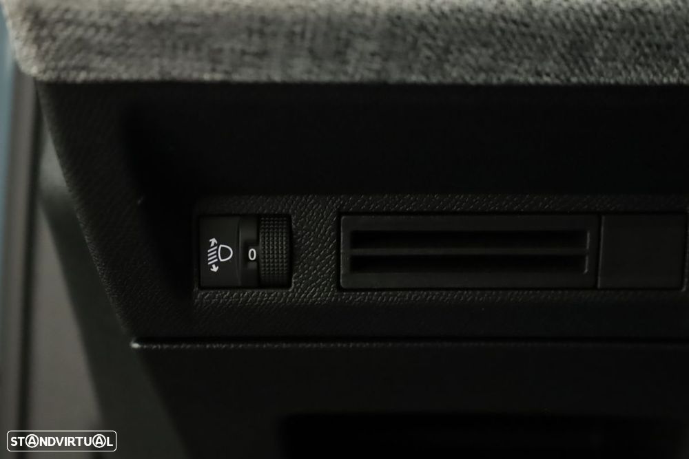 Peugeot 3008 1.2 Hybrid Allure e-DCS6 - 21