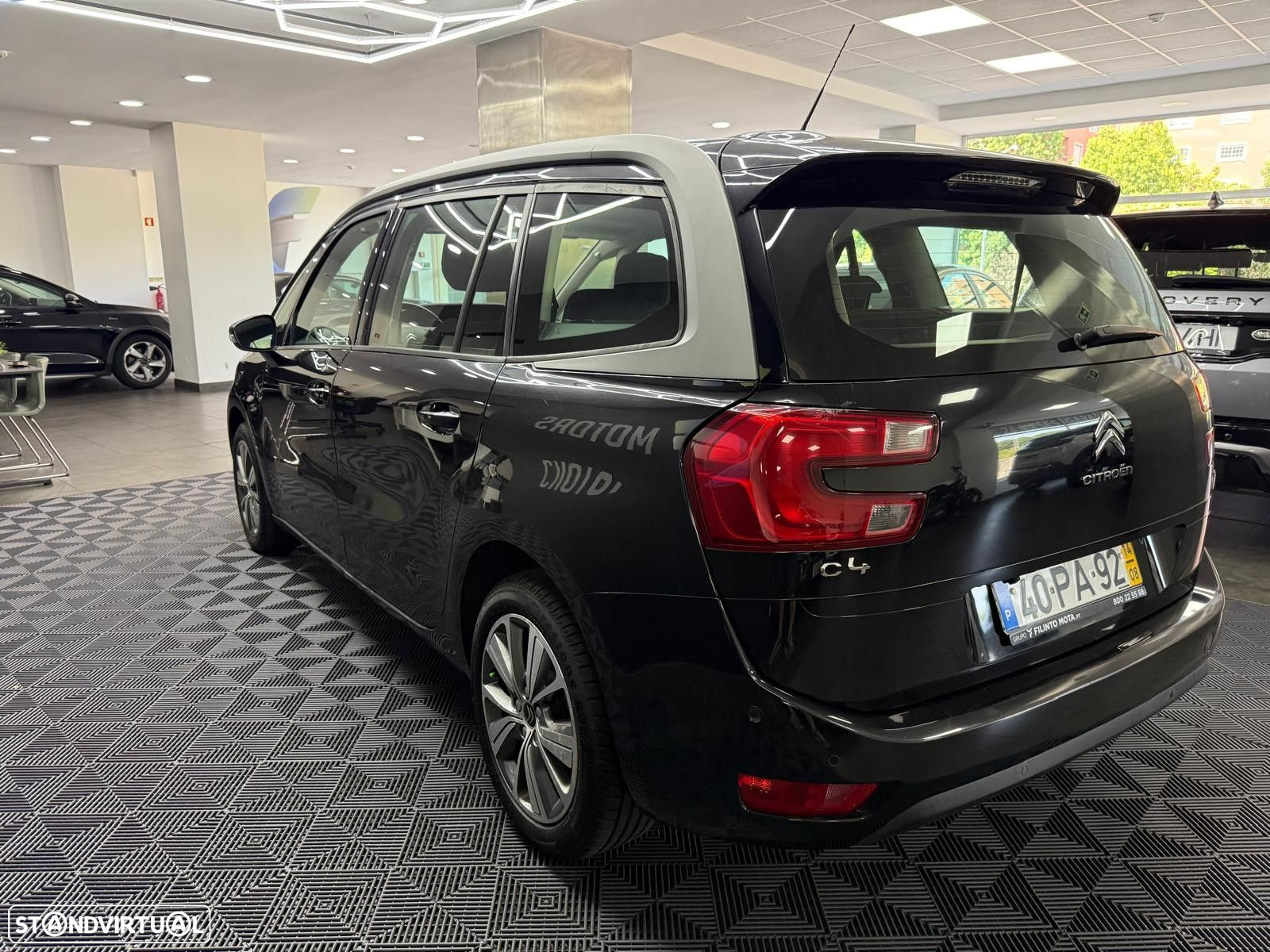 Citroën C4 Grand Picasso 1.6 BlueHDi Intensive J17 - 16