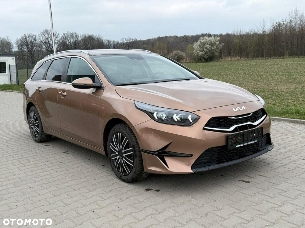 Kia Ceed 1.5 T-GDI Business Line - 6