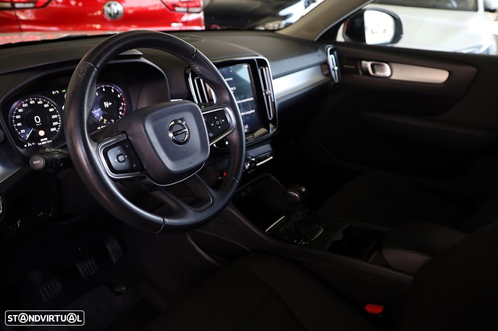 Volvo XC 40 1.5 T3 Momentum - 12