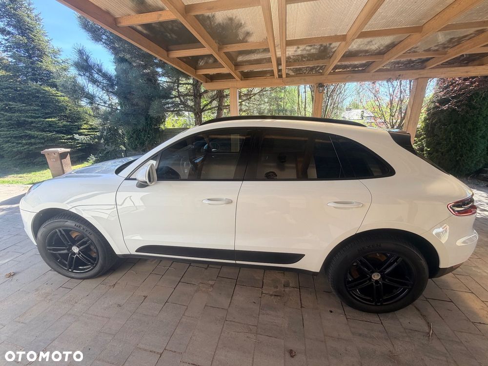 Porsche Macan Standard - 3