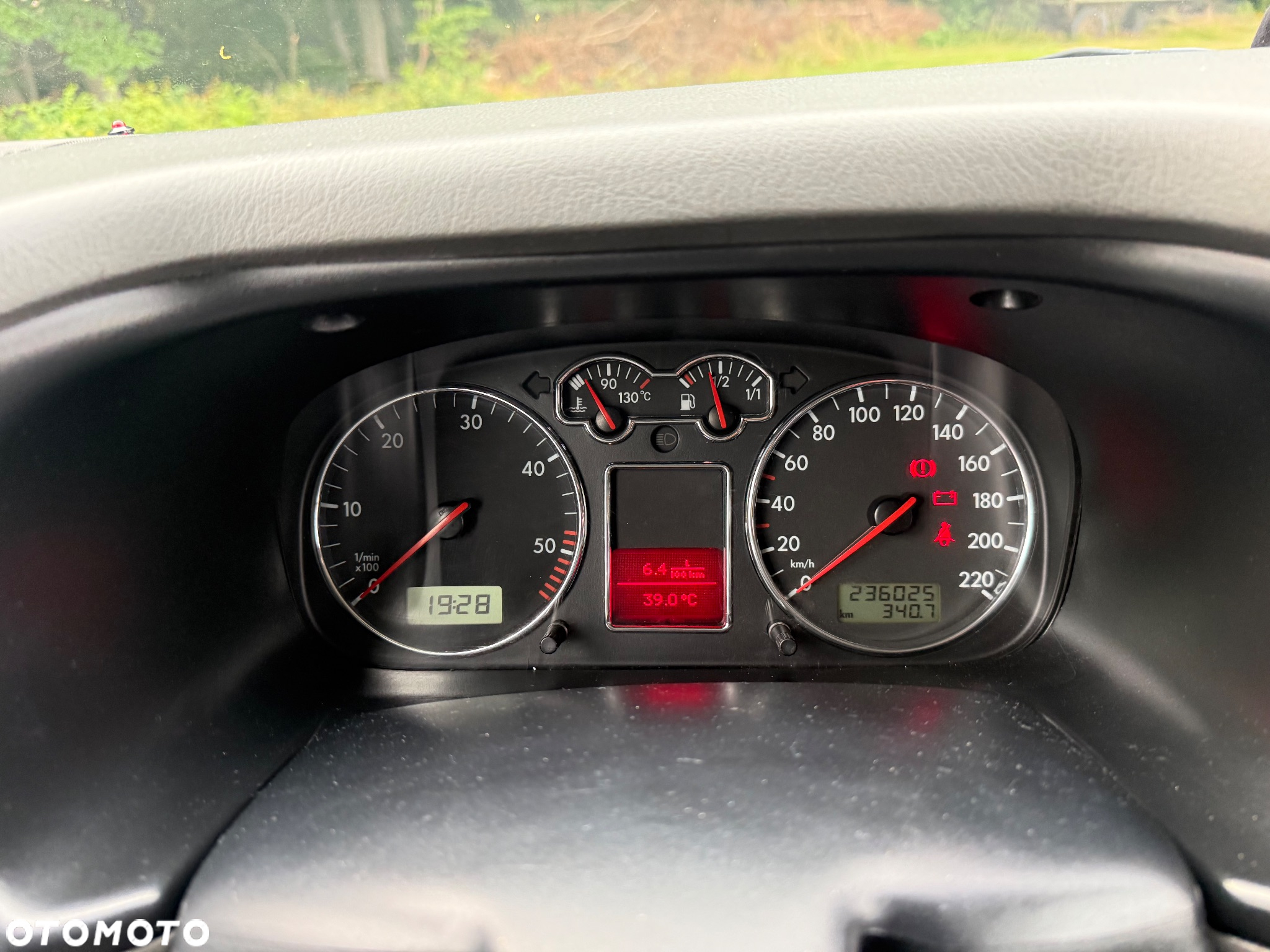 Volkswagen Multivan TDI - 13