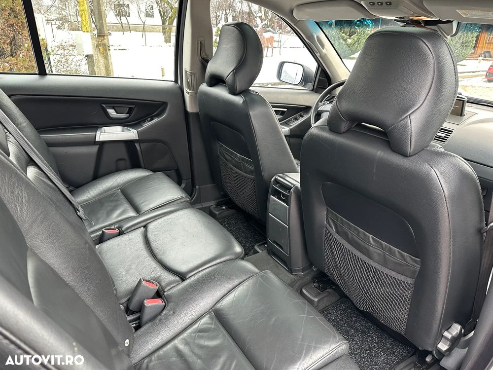 Volvo XC 90 2.4D Executive - 25