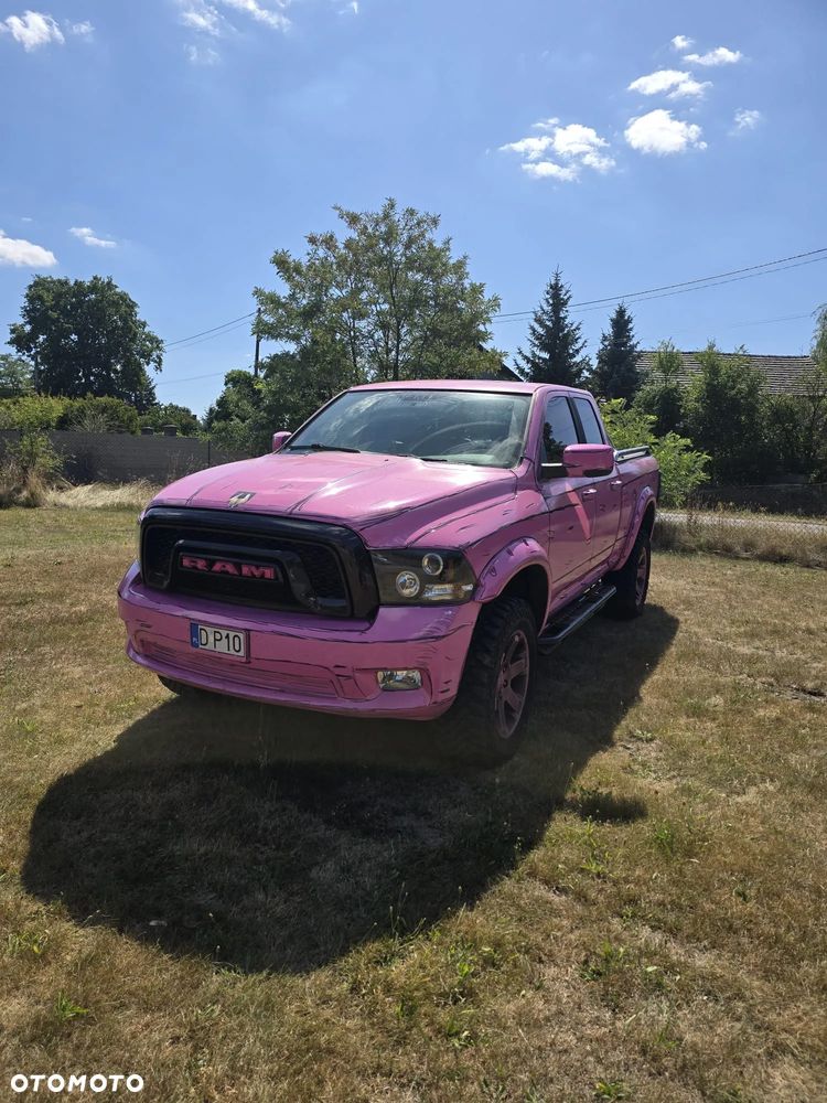 Dodge RAM 5.7 4x4 - 1