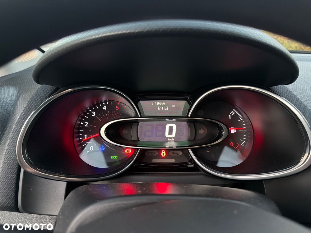 Renault Clio - 7
