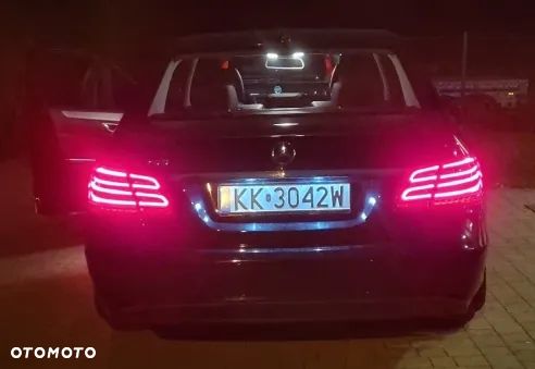 Mercedes-Benz Klasa E 200 7G-TRONIC Elegance - 15