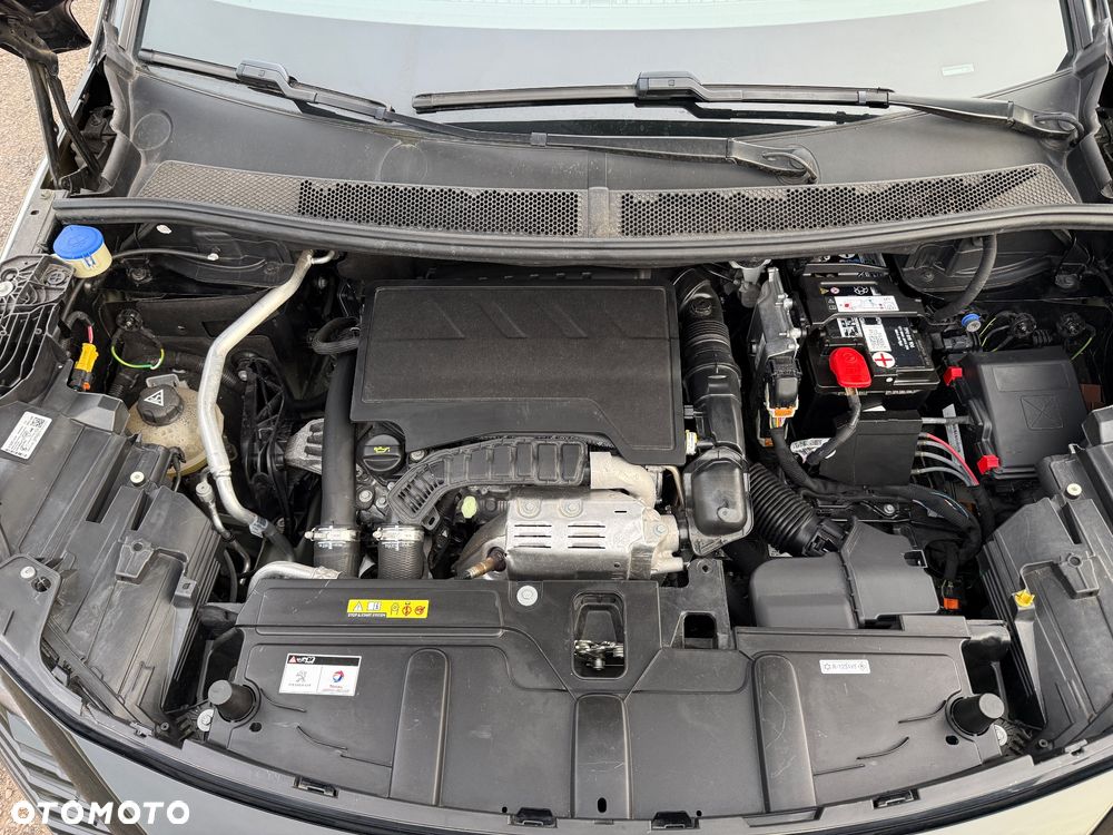 Peugeot 3008 1.2 PureTech GT S&S EAT8 - 19