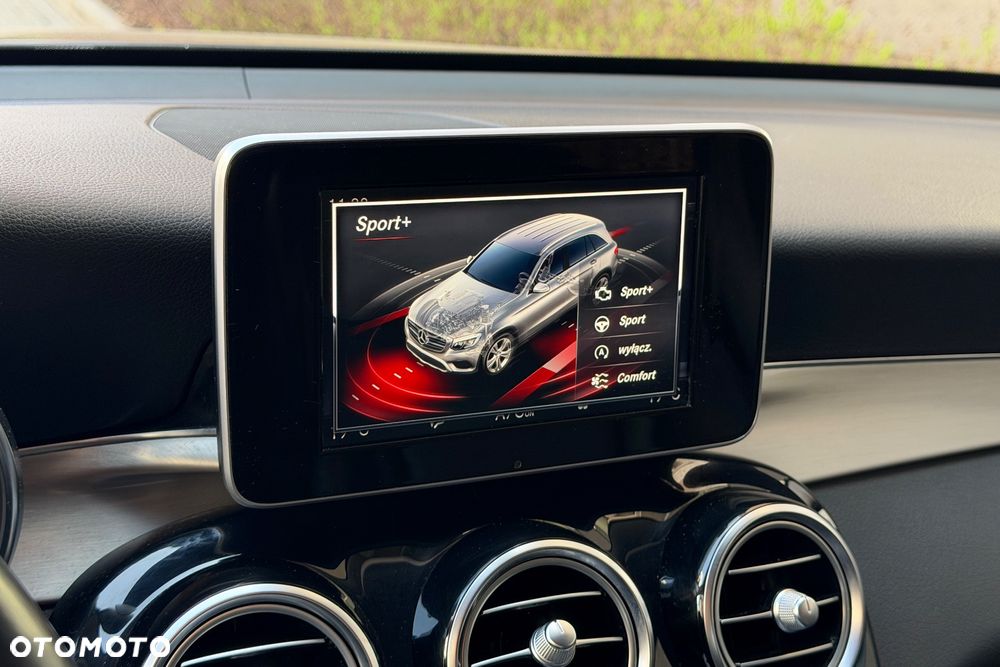 Mercedes-Benz GLC - 20